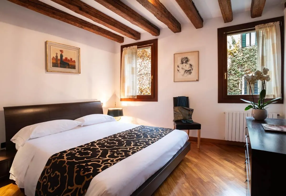 Salmaso Apartments