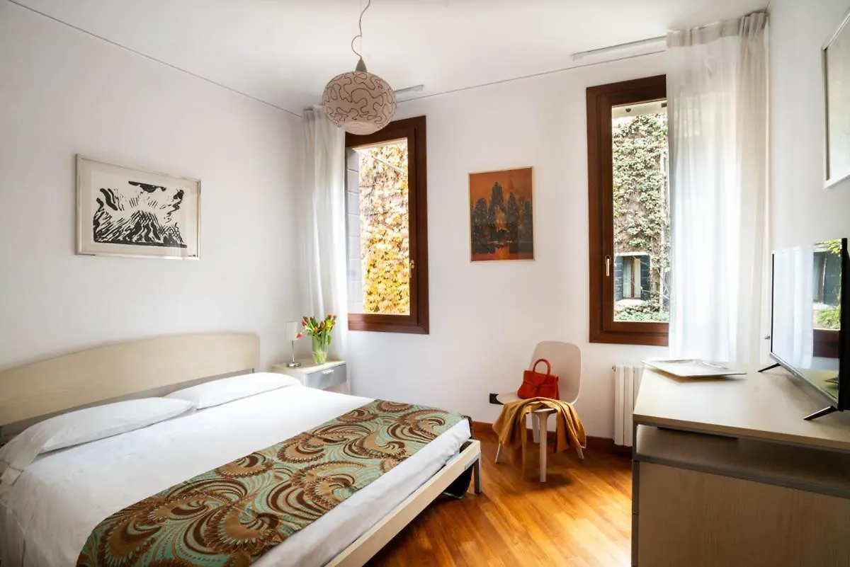 Salmaso Apartments
