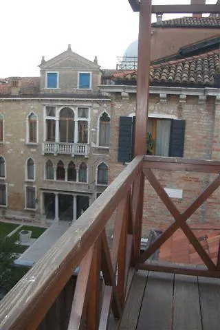 Salmaso Apartments
