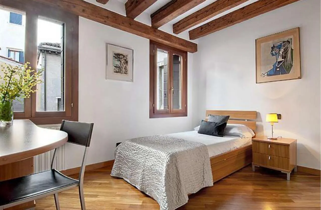Salmaso Apartments Veneza Itália